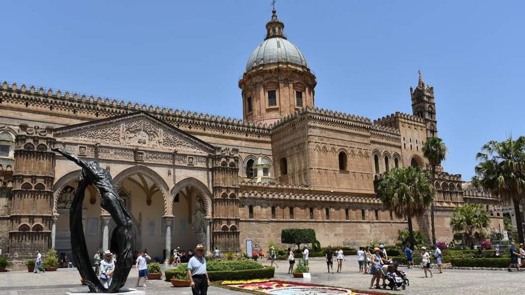 Hotel Bbx Palermo Centro Esterno foto